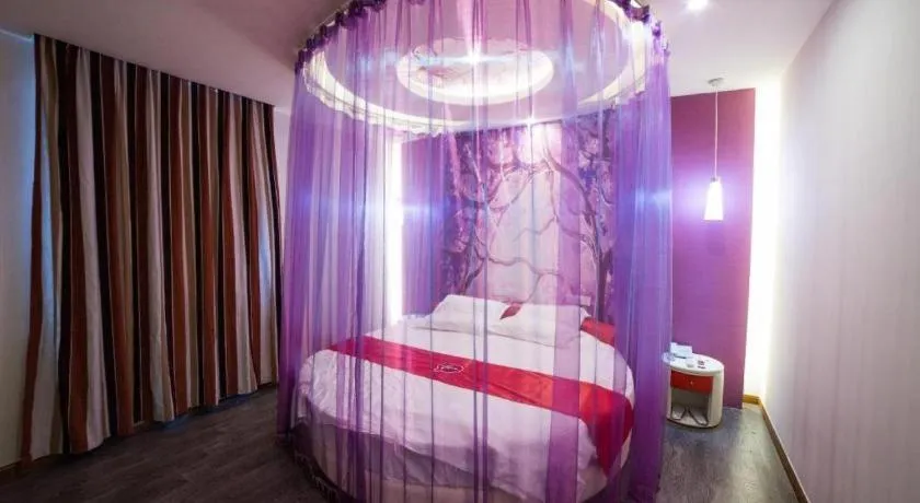 Bed in Thank Inn Plus Hotel Wuxi Xishan District Leather City