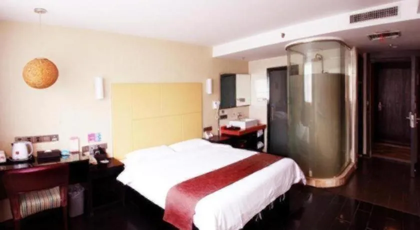 Bed in Thank Inn Plus hotel He'nan Zhoukou Chuanhui District Red Star Macalline