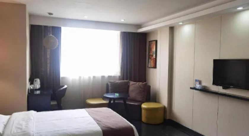 Bed in Thank Inn Plus hotel He'nan Zhoukou Chuanhui District Red Star Macalline