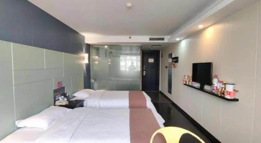 Bed in Thank Inn Plus hotel He'nan Zhoukou Chuanhui District Red Star Macalline