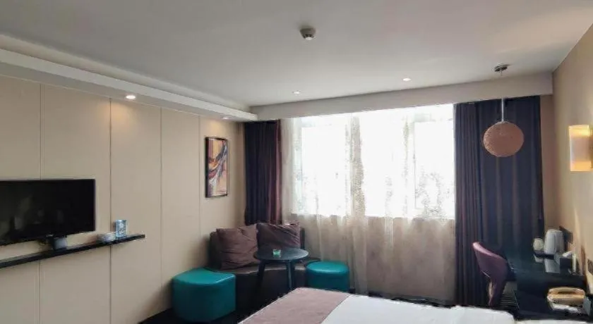 Bed in Thank Inn Plus hotel He'nan Zhoukou Chuanhui District Red Star Macalline