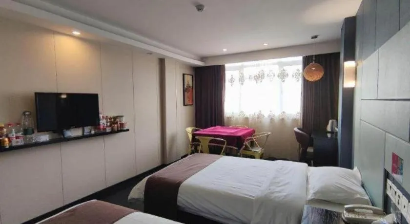 Bed in Thank Inn Plus hotel He'nan Zhoukou Chuanhui District Red Star Macalline
