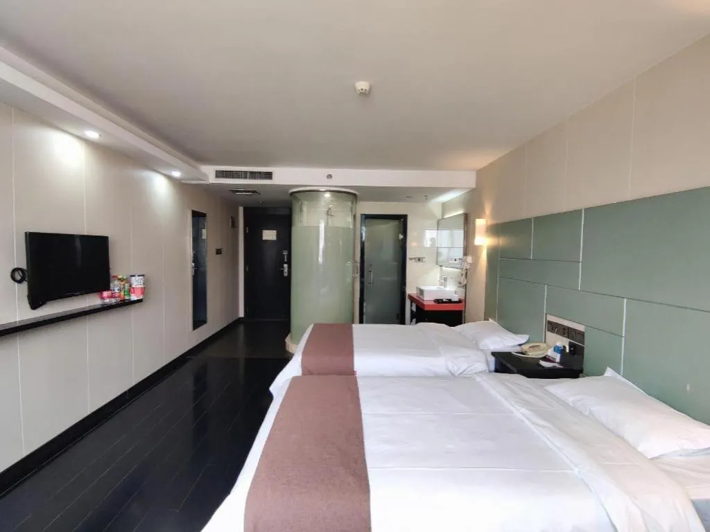 Bed in Thank Inn Plus hotel He'nan Zhoukou Chuanhui District Red Star Macalline