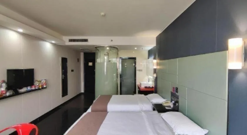 Bed in Thank Inn Plus hotel He'nan Zhoukou Chuanhui District Red Star Macalline