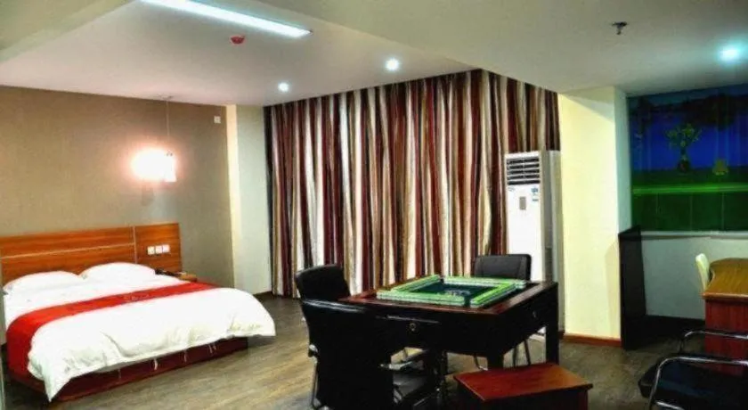 Bed in Thank Inn Plus hotel He'nan Zhoukou Chuanhui District Red Star Macalline