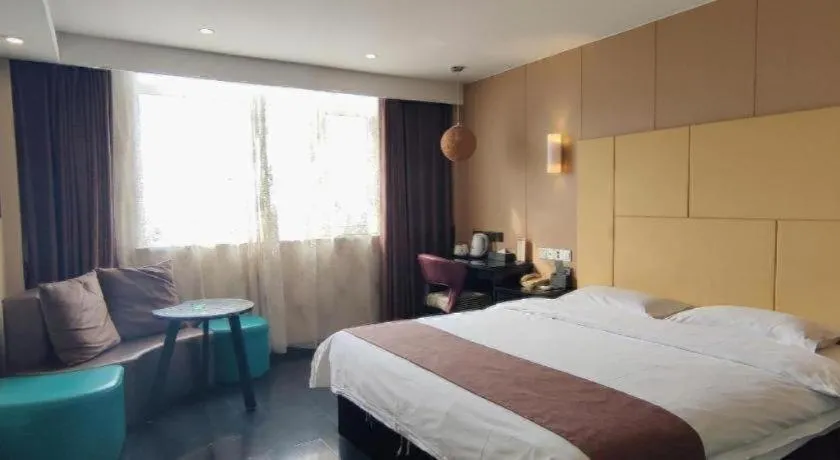 Bed in Thank Inn Plus hotel He'nan Zhoukou Chuanhui District Red Star Macalline
