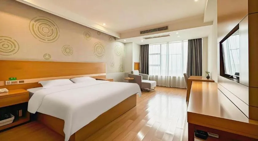 Bed in GreenTree Inn Ningbo Hangzhou Wan New District Lishi Square Business Hotel