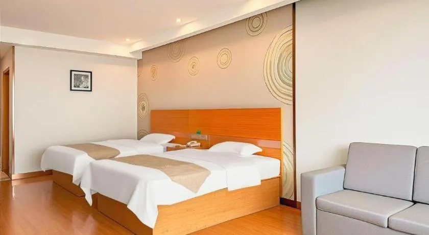 Bed in GreenTree Inn Ningbo Hangzhou Wan New District Lishi Square Business Hotel