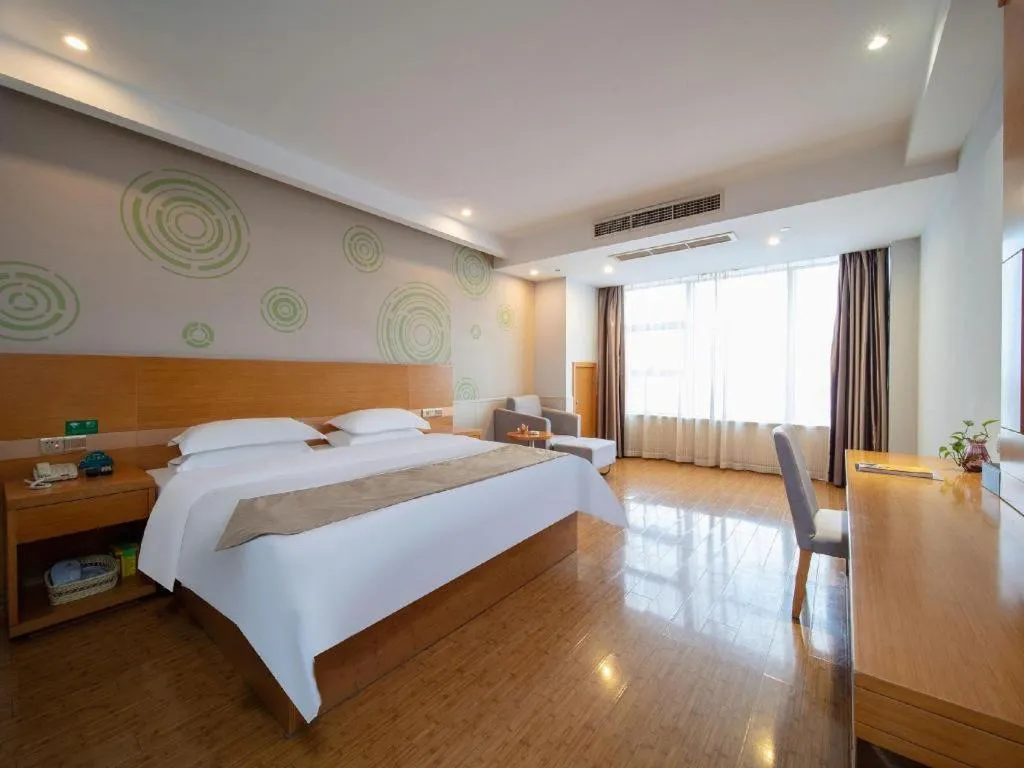 Bed in GreenTree Inn Ningbo Hangzhou Wan New District Lishi Square Business Hotel