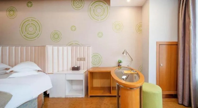 Bed in GreenTree Inn Ningbo Hangzhou Wan New District Lishi Square Business Hotel