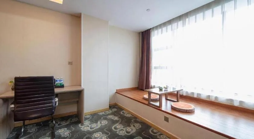 GreenTree Inn Ningbo Hangzhou Wan New District Lishi Square Business Hotel