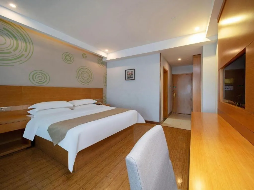 Bed in GreenTree Inn Ningbo Hangzhou Wan New District Lishi Square Business Hotel