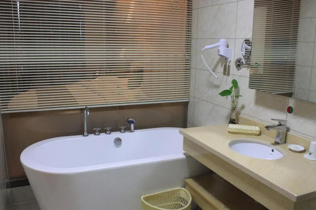 GreenTree Inn Ningbo Hangzhou Wan New District Lishi Square Business Hotel