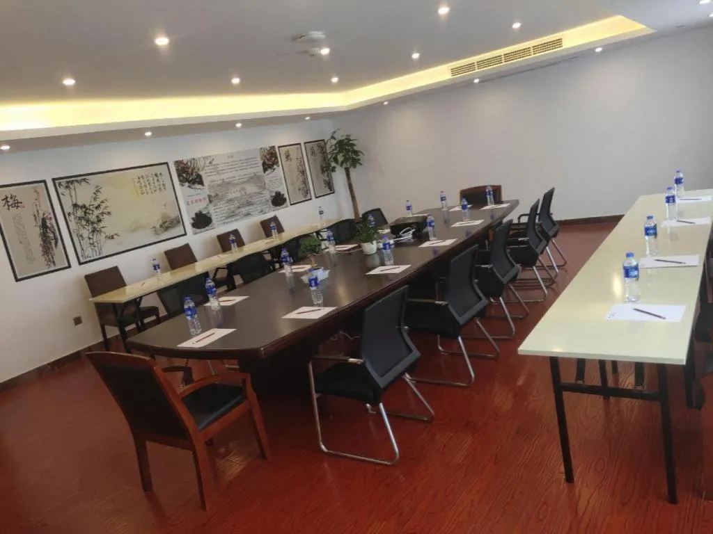 GreenTree Inn Ningbo Hangzhou Wan New District Lishi Square Business Hotel