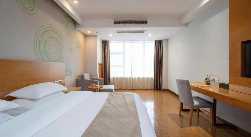 Bed in GreenTree Inn Ningbo Hangzhou Wan New District Lishi Square Business Hotel