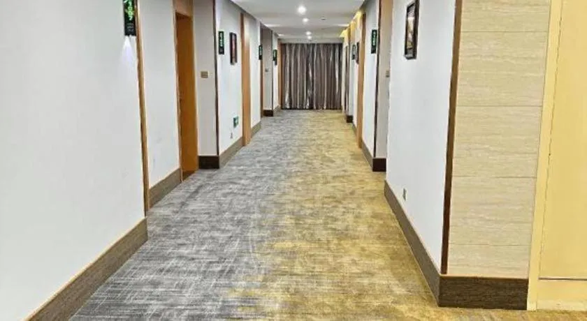 GreenTree Inn Ningbo Hangzhou Wan New District Lishi Square Business Hotel