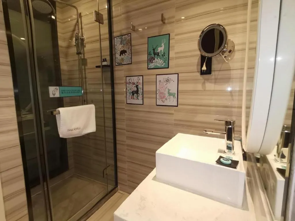 Xana Hotelle Chongqing Jiefangbei Center Branch