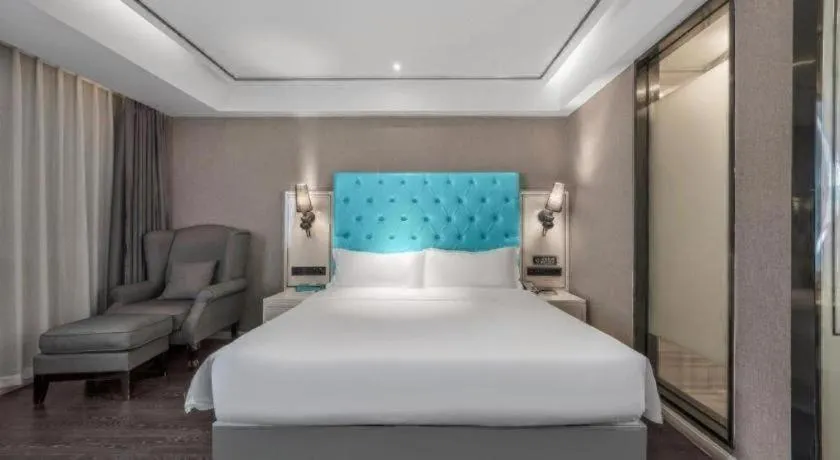 Bed in Xana Hotelle Chongqing Jiefangbei Center Branch