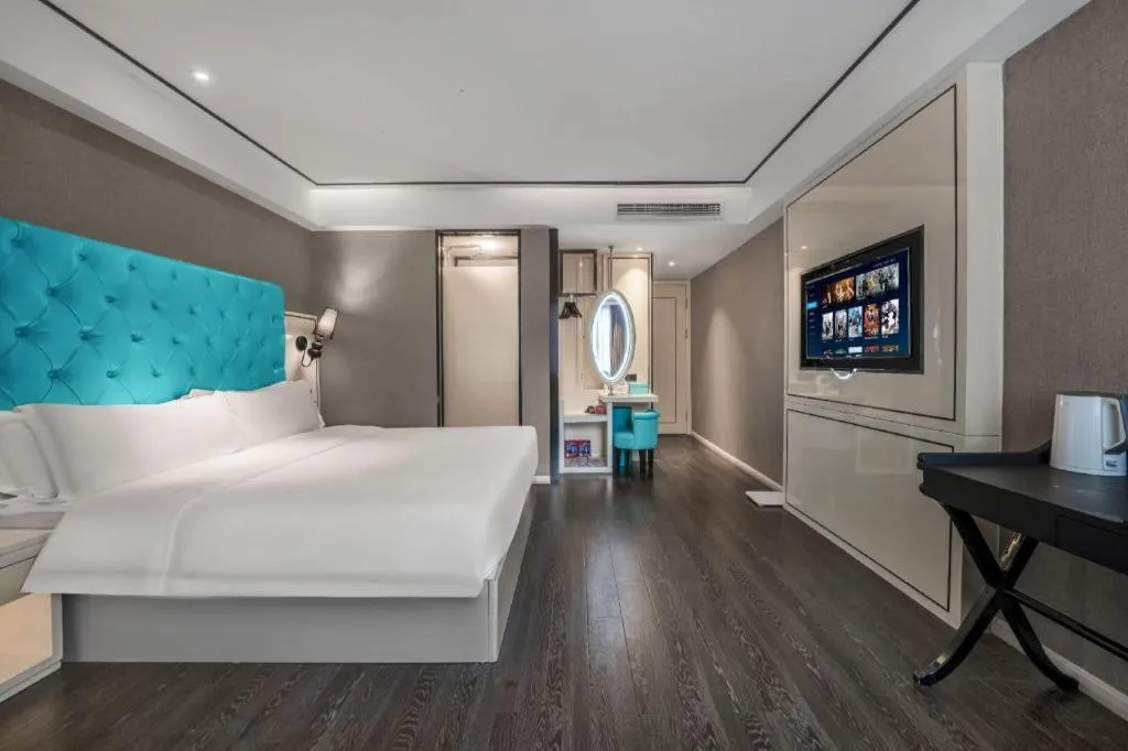 Bed in Xana Hotelle Chongqing Jiefangbei Center Branch