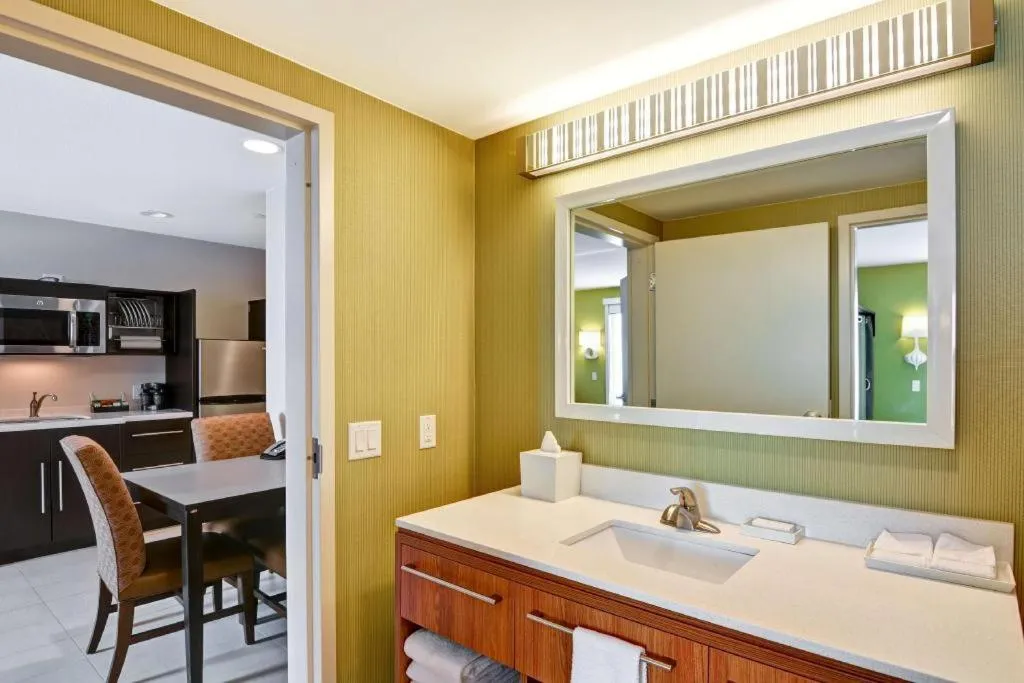 Home2 Suites by Hilton Green Bay