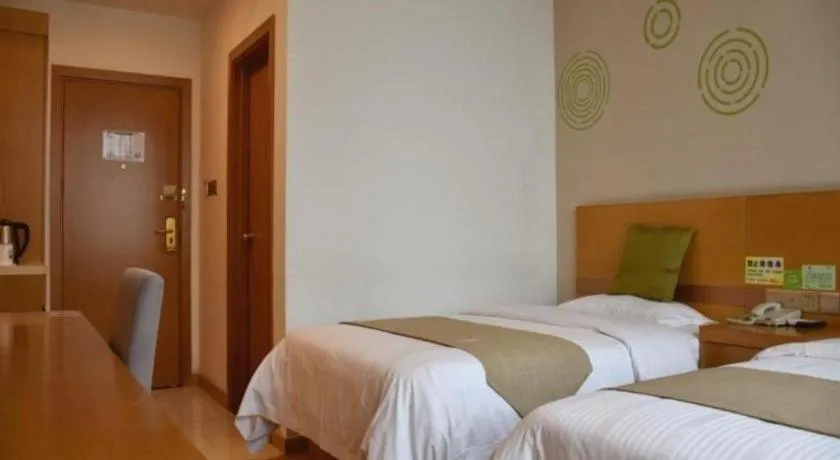 Bed in GreenTree Inn Ningbo Ninghai Beidou North Road Express Hotel