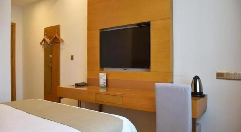 Bed in GreenTree Inn Ningbo Ninghai Beidou North Road Express Hotel