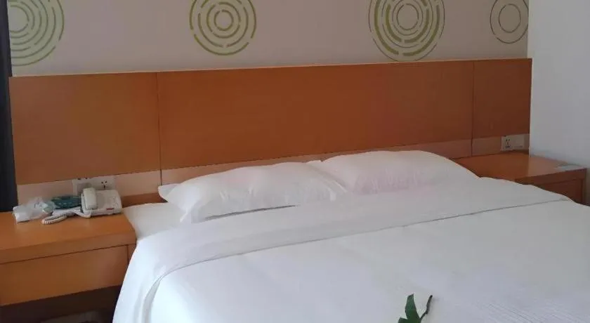 Bed in GreenTree Inn Anqing Yuexixian Wenquan Branch