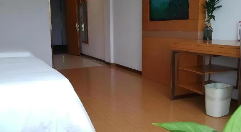 Bed in GreenTree Inn Anqing Yuexixian Wenquan Branch