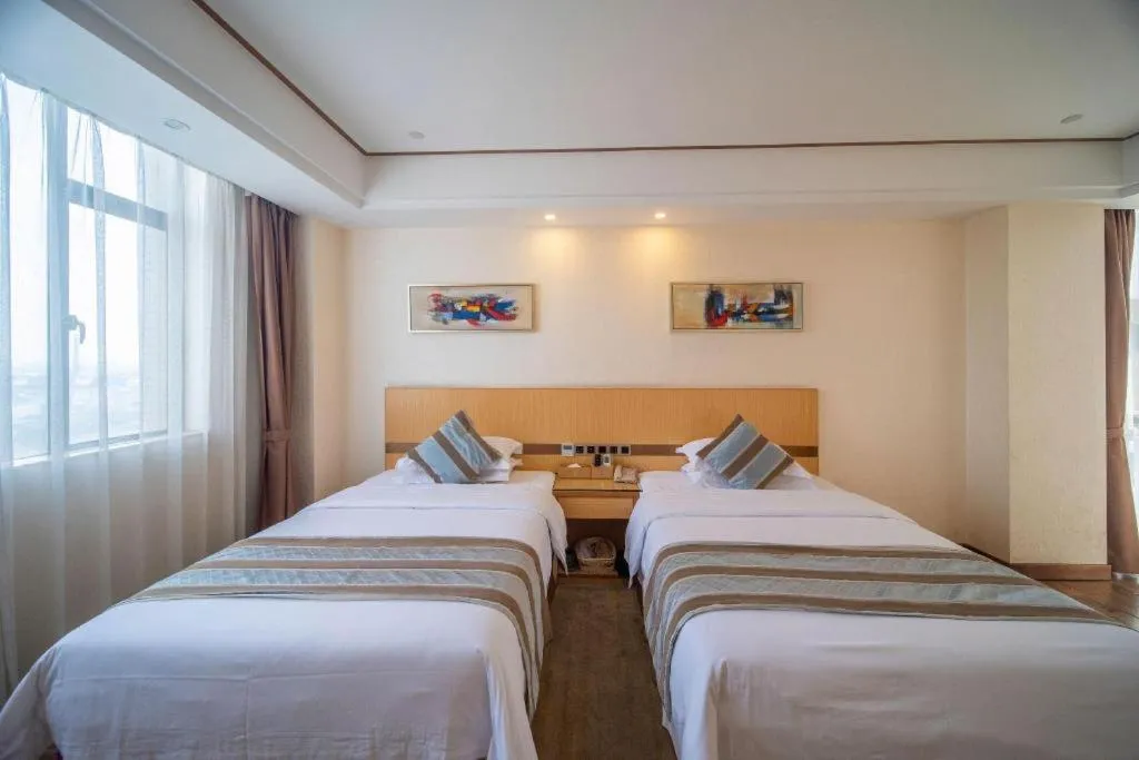 Bed in GreenTree Alliance Foshan West Station Luowu Road Hotel