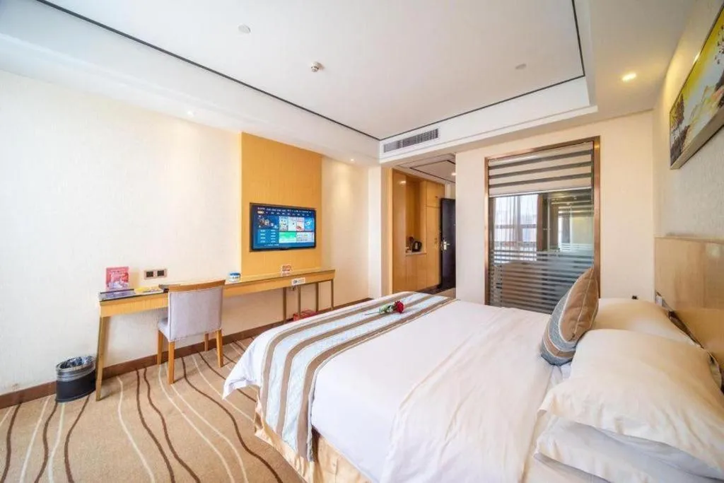 Bed in GreenTree Alliance Foshan West Station Luowu Road Hotel