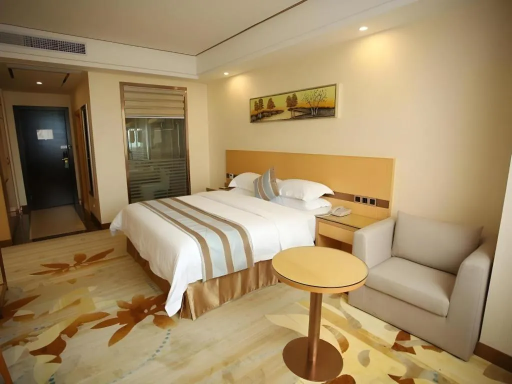 Bed in GreenTree Alliance Foshan West Station Luowu Road Hotel