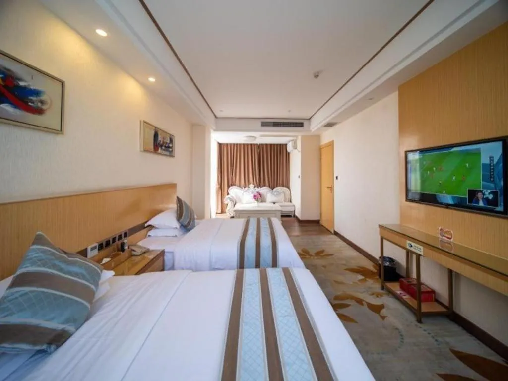 Bed in GreenTree Alliance Foshan West Station Luowu Road Hotel