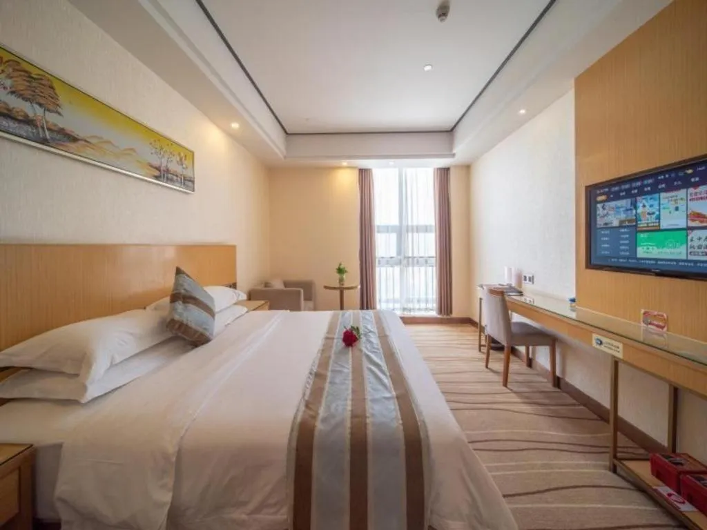 Bed in GreenTree Alliance Foshan West Station Luowu Road Hotel
