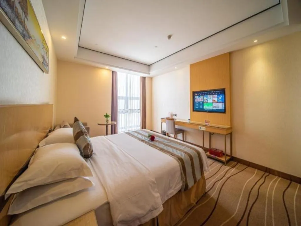 Bed in GreenTree Alliance Foshan West Station Luowu Road Hotel