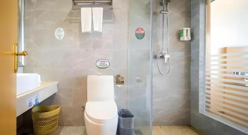 GreenTree Alliance Foshan West Station Luowu Road Hotel