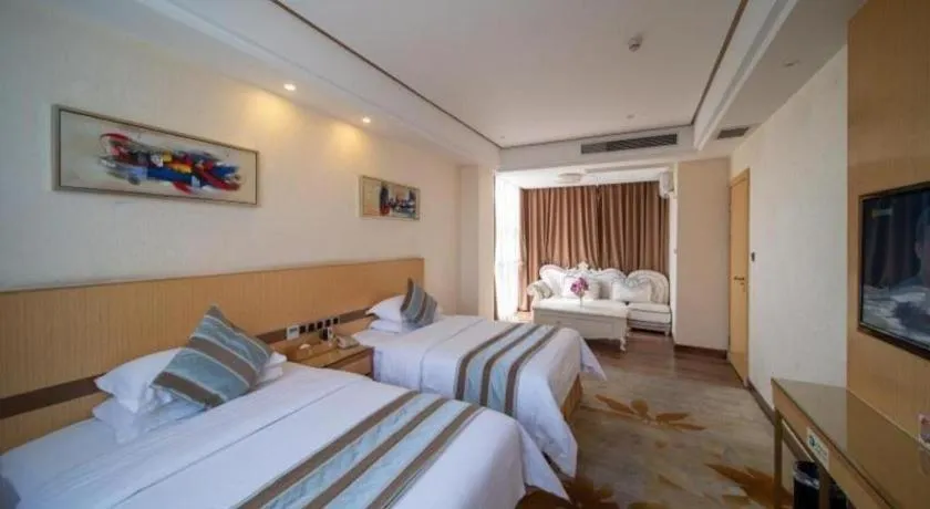 Bed in GreenTree Alliance Foshan West Station Luowu Road Hotel