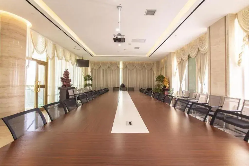 Jinjiang Metropolo Hotel - Turpan Administration Center Jinjiang Metropolo Hotel - Turpan Administration Center