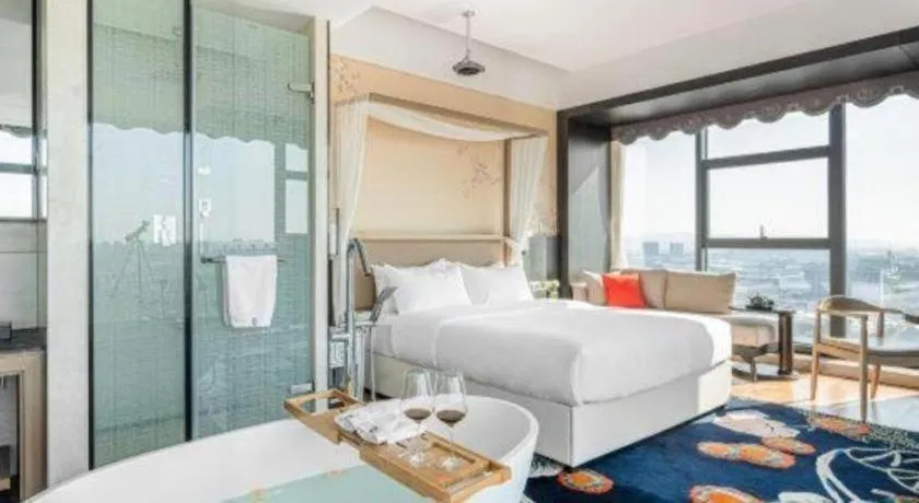 Bed in Hengding Century Hotel Chengdu