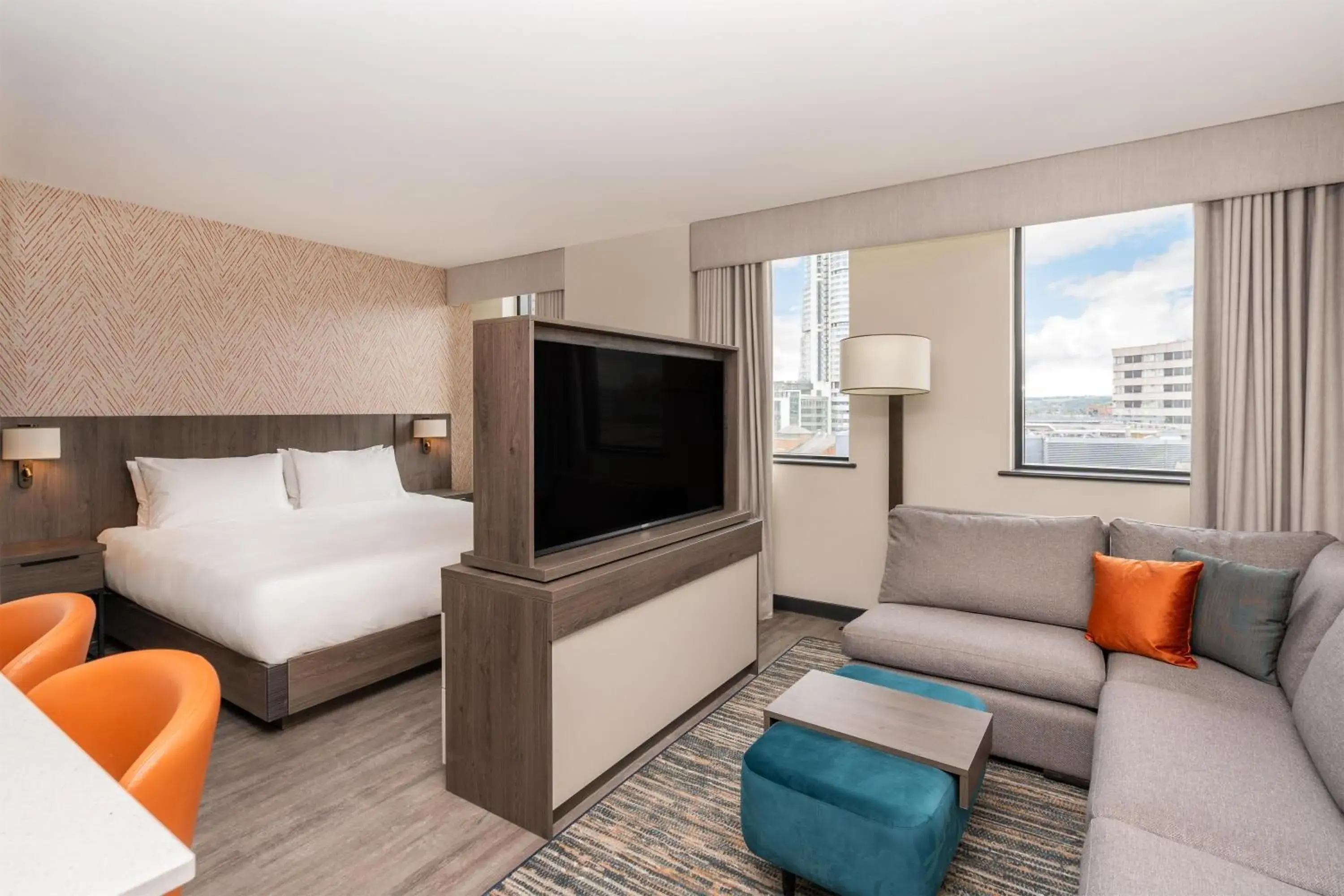 Photo of the whole room, Bed in Hyatt House Leeds Photo of the whole room, Bed in Hyatt House Leeds