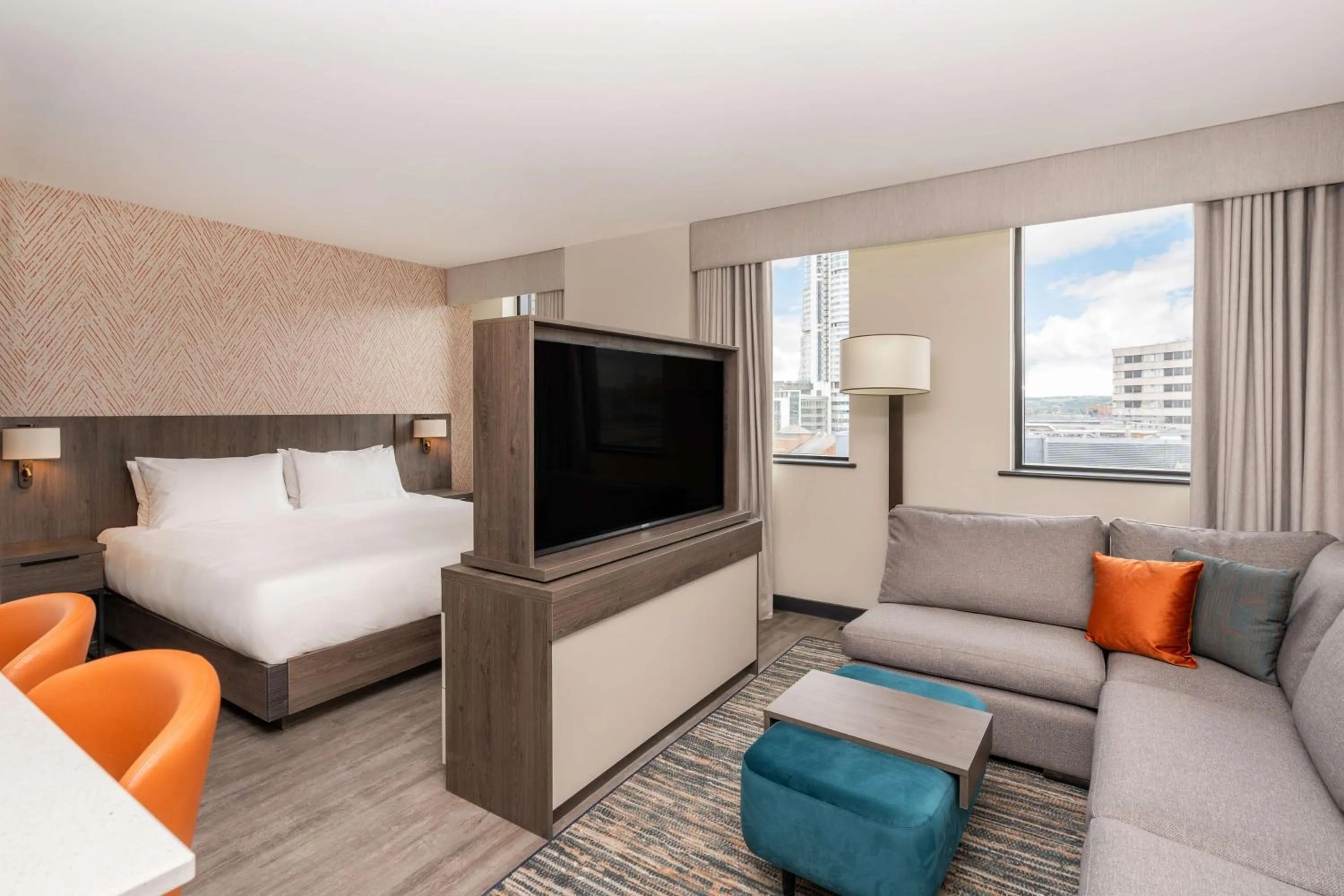 Photo of the whole room, Bed in Hyatt House Leeds