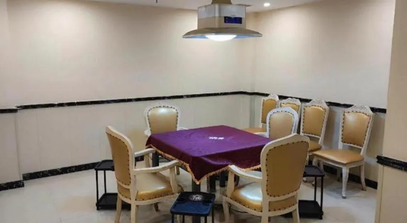 Vienna 3 Best Shanghai Baoshan Fengxiang Road