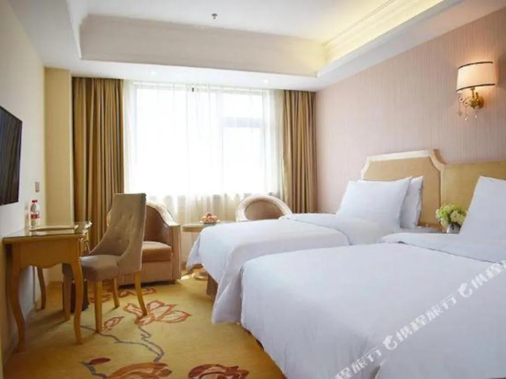 Bed in Vienna 3 Best Shanghai Baoshan Fengxiang Road
