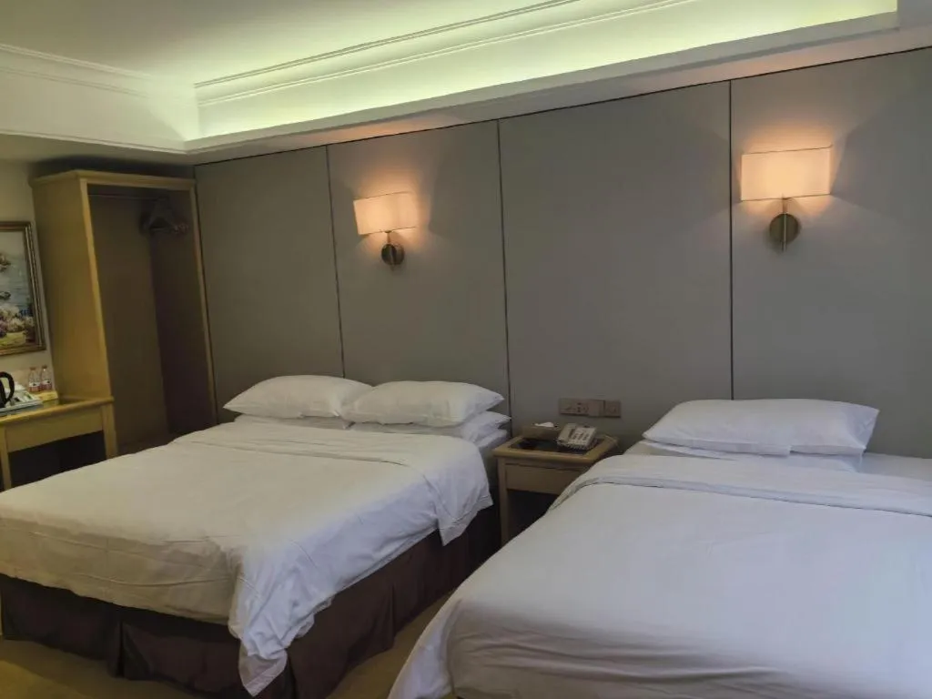 Bed in Vienna 3 Best Shanghai Baoshan Fengxiang Road