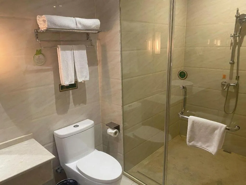 Vienna 3 Best Shanghai Baoshan Fengxiang Road