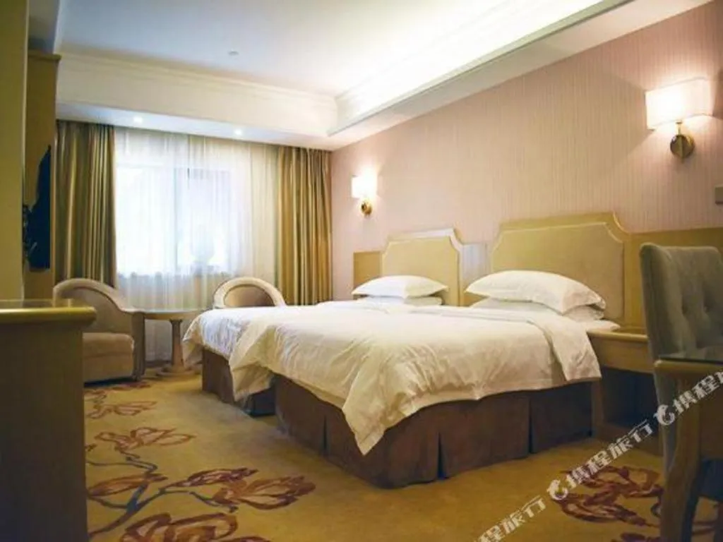 Bed in Vienna 3 Best Shanghai Baoshan Fengxiang Road