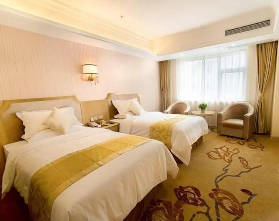 Bed in Vienna 3 Best Shanghai Baoshan Fengxiang Road