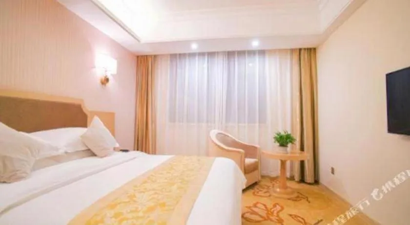 Bed in Vienna 3 Best Shanghai Baoshan Fengxiang Road