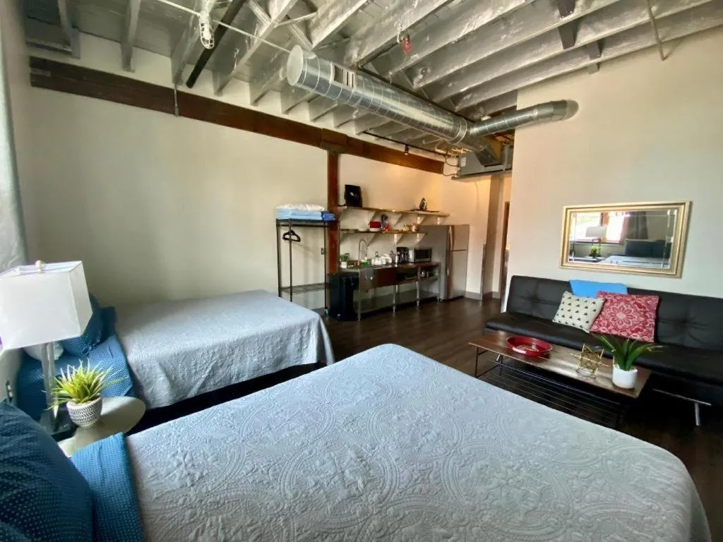 Bed in Nashville Downtown Hostel - Adults Only