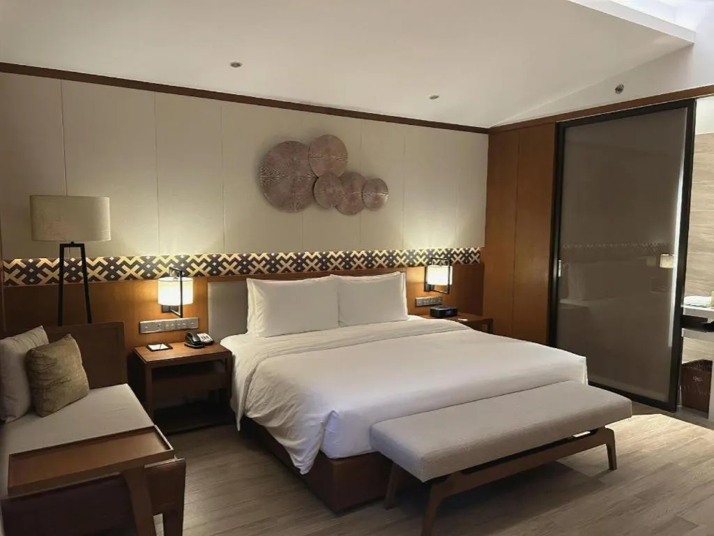 Bed in La Fountain Hotel & Resort Sanya