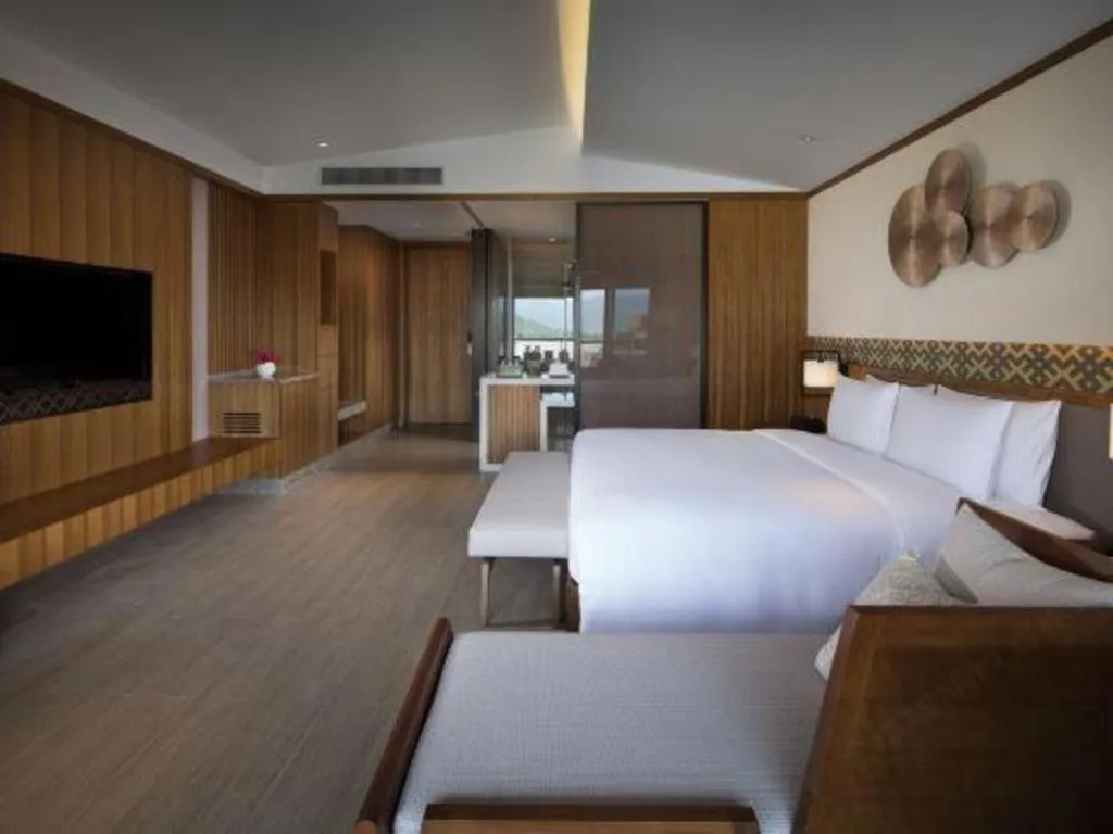 Bed in La Fountain Hotel & Resort Sanya